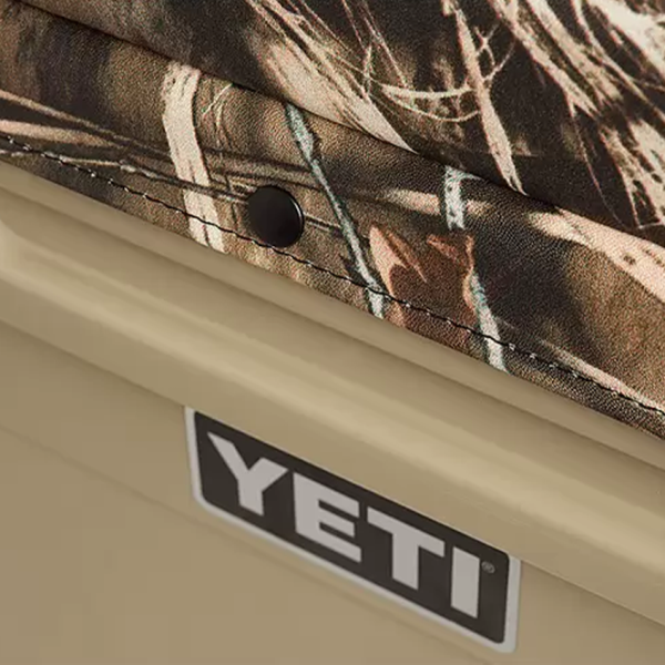 Camo Yeti Tundra Hard Cooler Seat Cushion In Camo Max 4 Tundra Accessories | YEHSCU-154