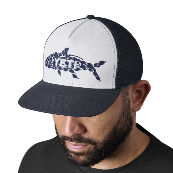 Navy/White Yeti Tarpon Flies Trucker Hat Hats | EUYMVC-862