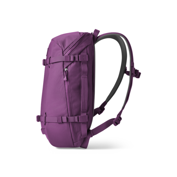 Nordic Purple Yeti Crossroads 22L Backpack Backpacks | CYVDLU-356