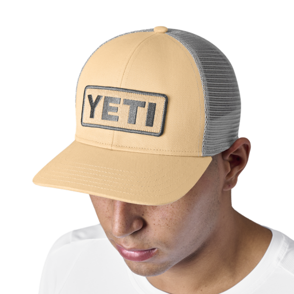 Salmon Yeti Logo Badge Trucker Hat Hats | RTUEJO-096